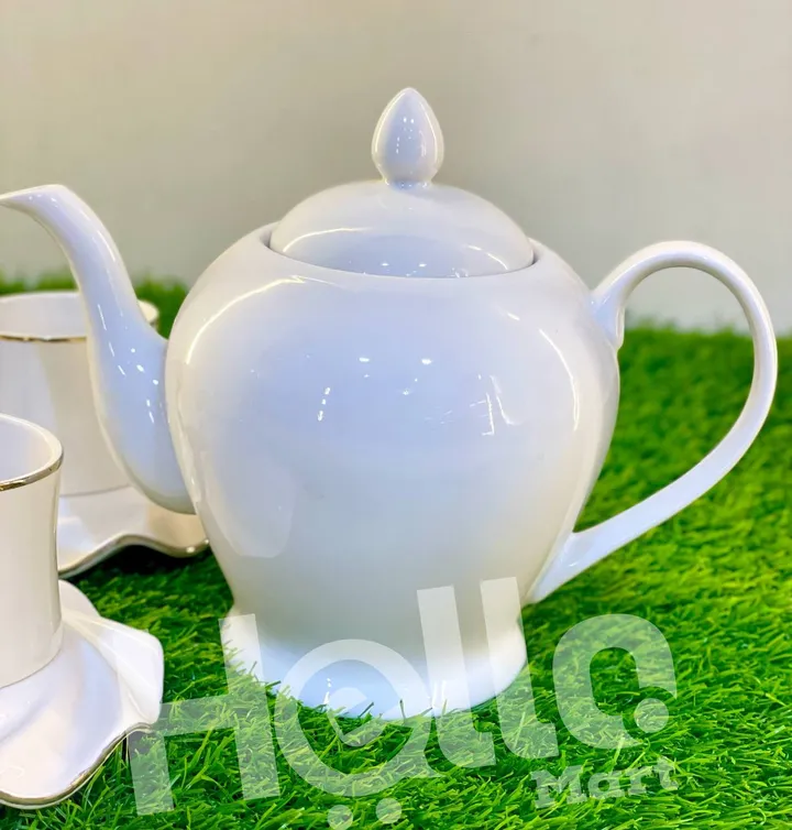 White Ceramic Teapot with 6 Cups – photo 4