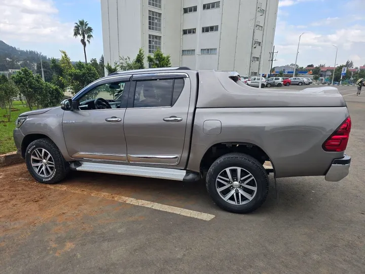 Toyota Hilux Revo Double 2018 – photo 7