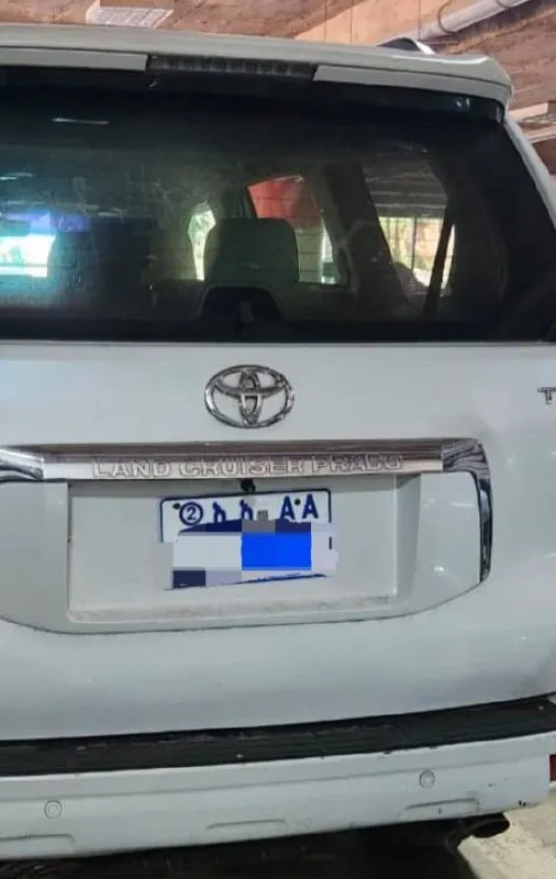 Toyota Landcruiser Prado 2012 – photo 3