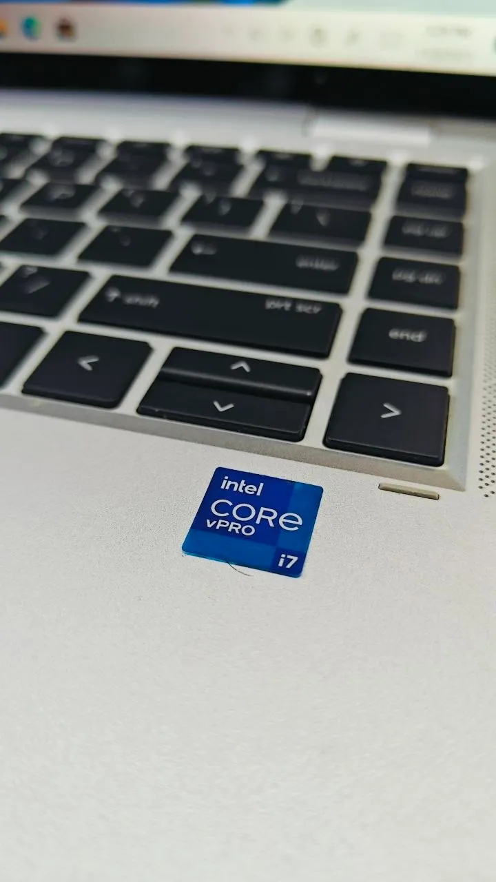 HP EliteBook x360 830 G8 Laptop – photo 5