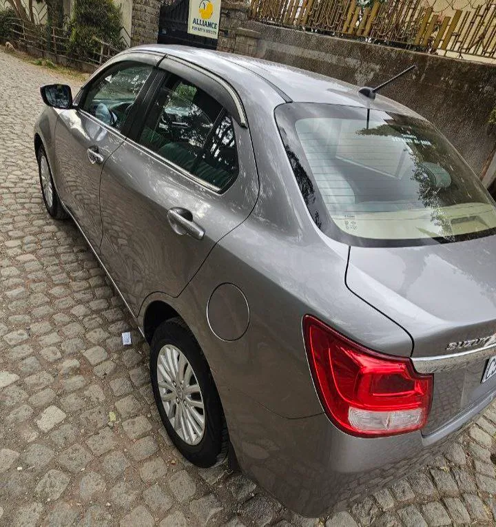 Suzuki Dzire 2022 Automatic – photo 3