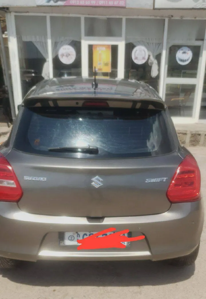 Suzuki Swift 2021 Automatic – photo 5