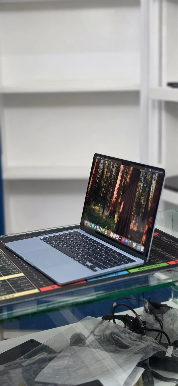 Apple MacBook Air M4 2025 – photo 4