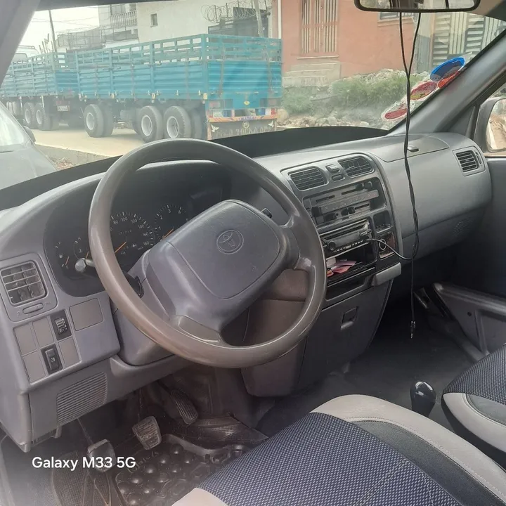 Toyota 2TL Diesel Van – photo 7