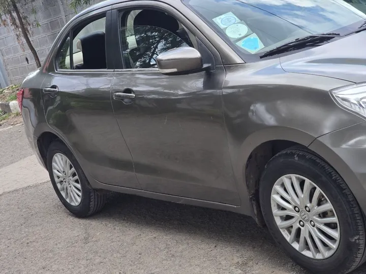Suzuki Dzire 2021 Automatic – photo 4