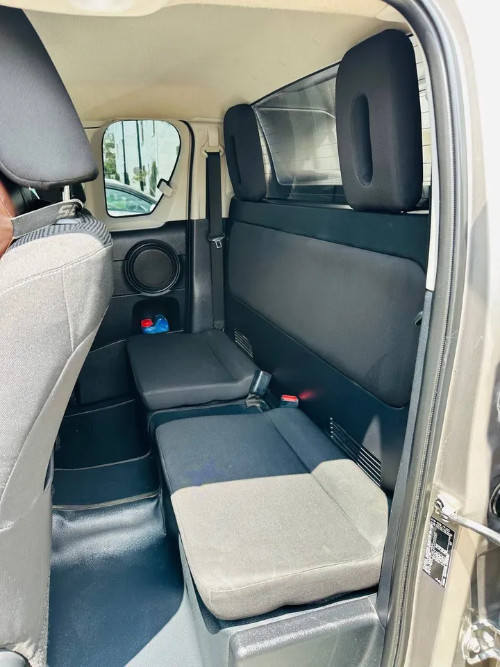 Toyota Hilux Revo Pickup 2019 – photo 5