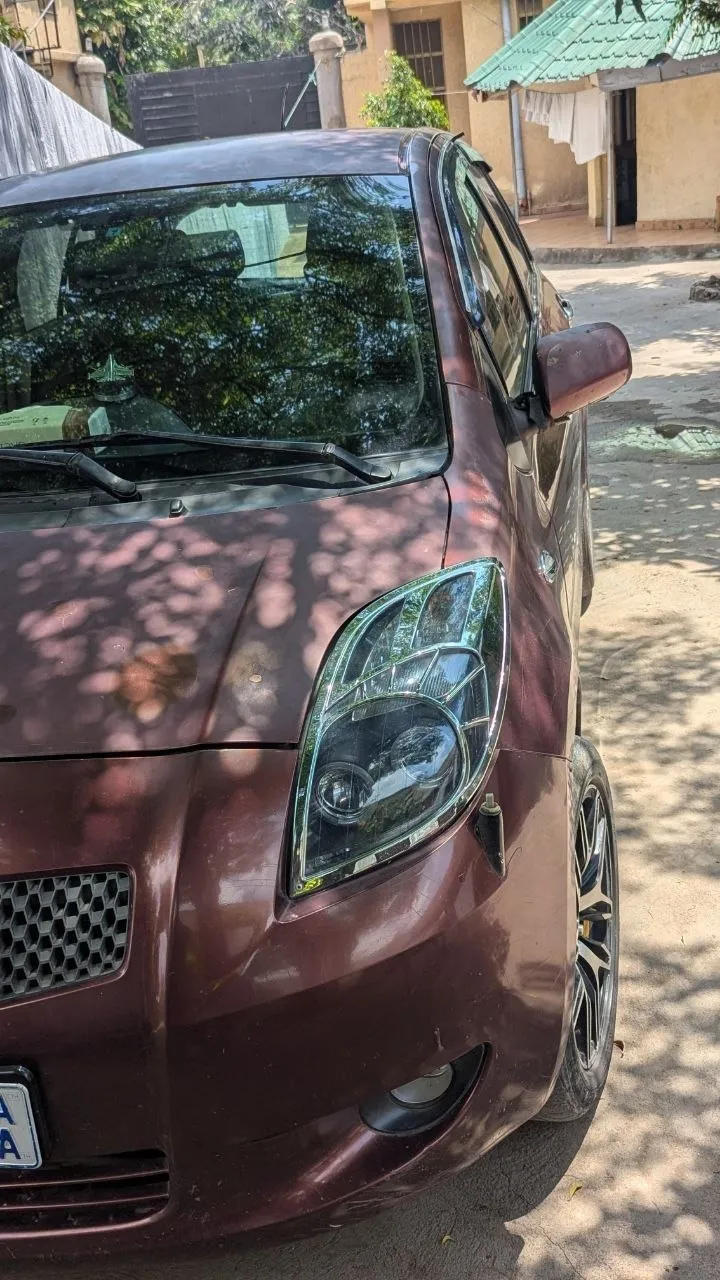 Toyota Vitz Hatchback – photo 3