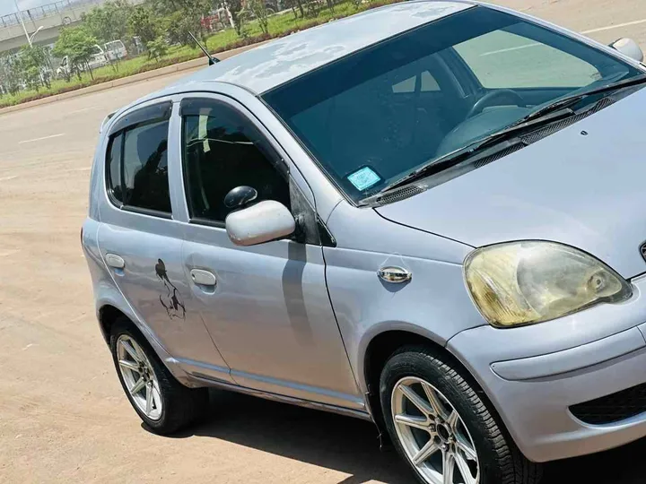 Toyota Vitz 2004 Automatic – photo 5
