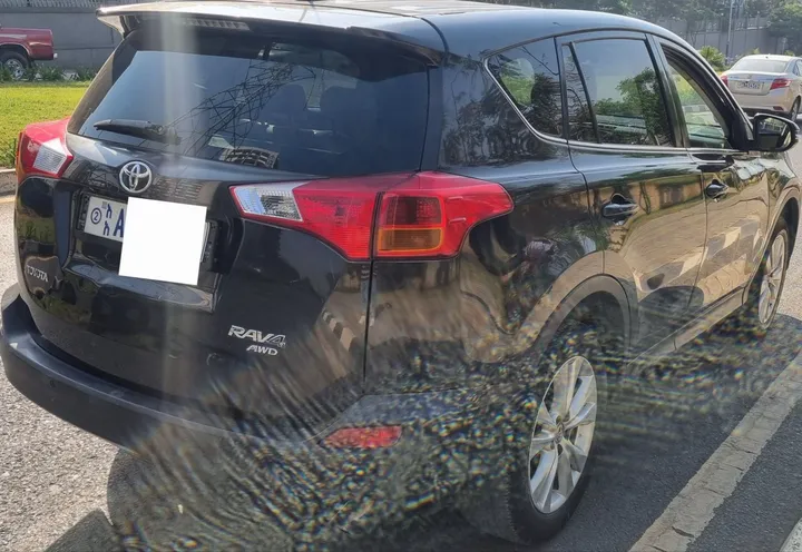 Toyota Rav4 2015 Automatic AWD – photo 3