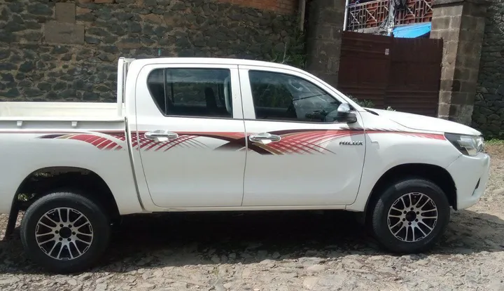 Toyota Hilux Double Cab 2016 – photo 3