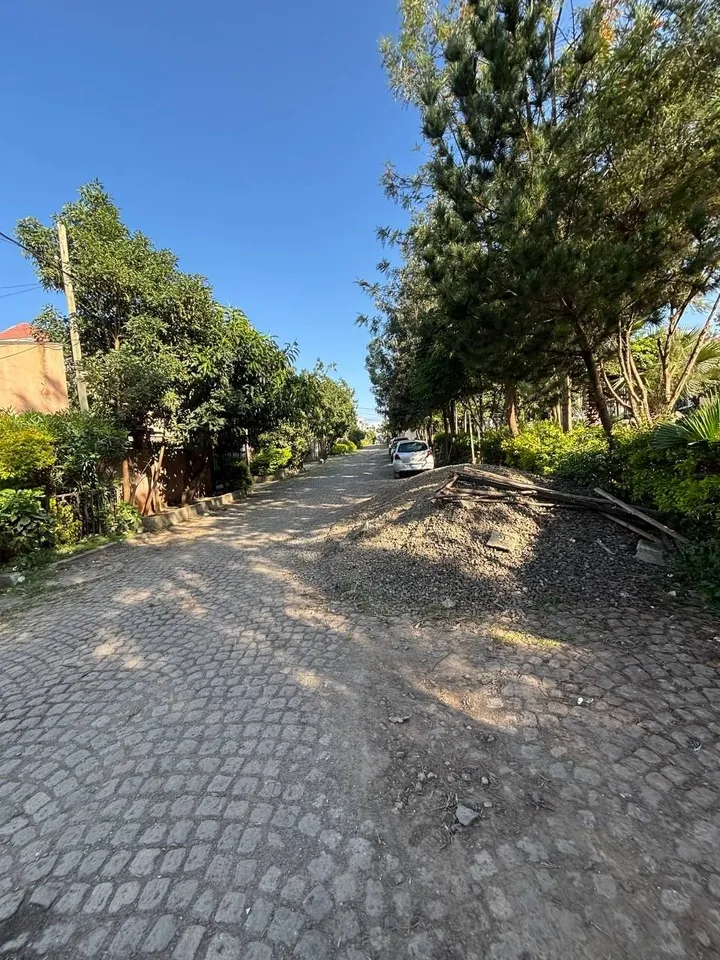 G+2 Villa for Sale in Lebu – photo 3