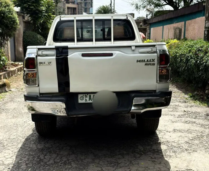 Toyota Hilux 2016 Double Cab – photo 5