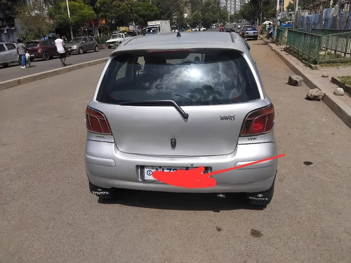 Toyota Vitz 2005 Manual Hatchback – photo 5