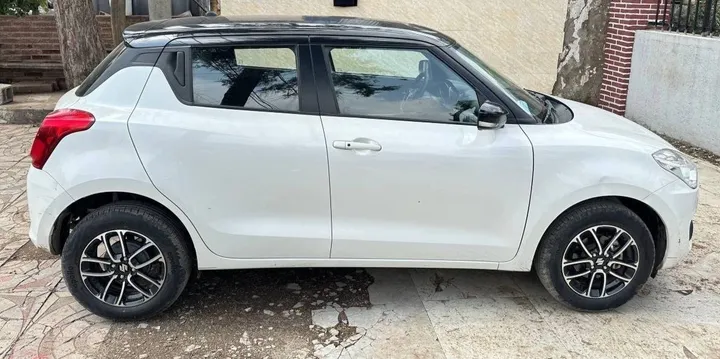 Suzuki Swift 2022 Automatic – photo 4