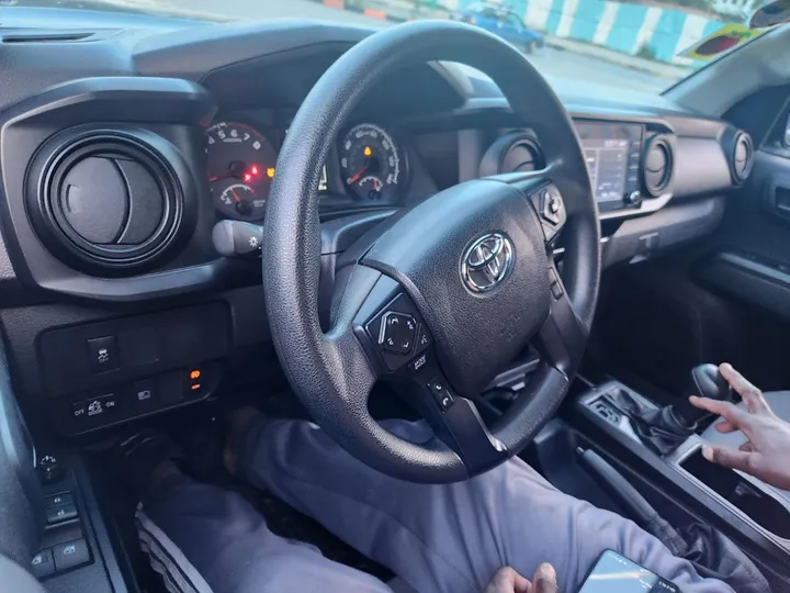 Toyota Tacoma SRS 2020 – photo 4