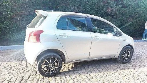 Toyota Yaris Compact 2007 Automatic – photo 6
