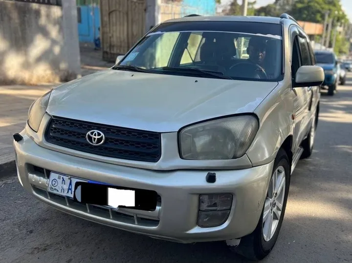 Toyota RAV4 2003 Manual – photo 5