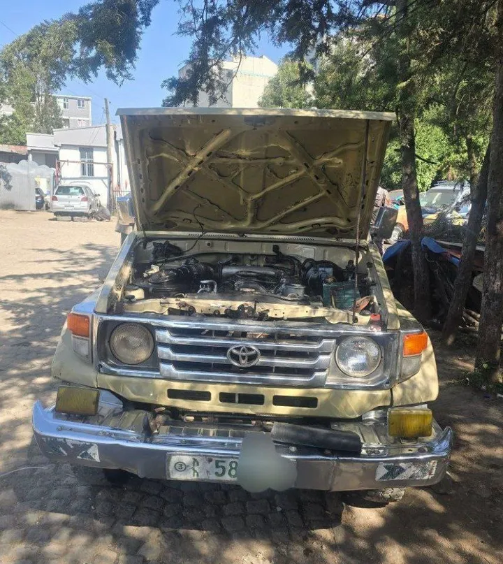 Toyota Land Cruiser 1HZ Single Cab – photo 5