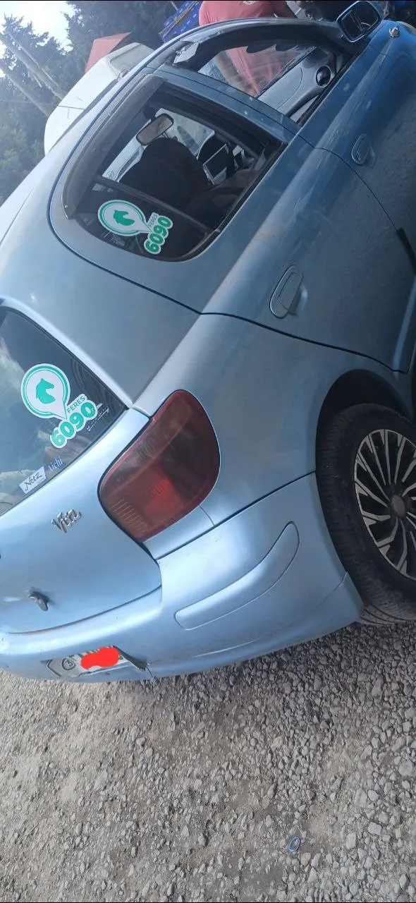 Toyota Vitz 2002 Automatic – photo 4