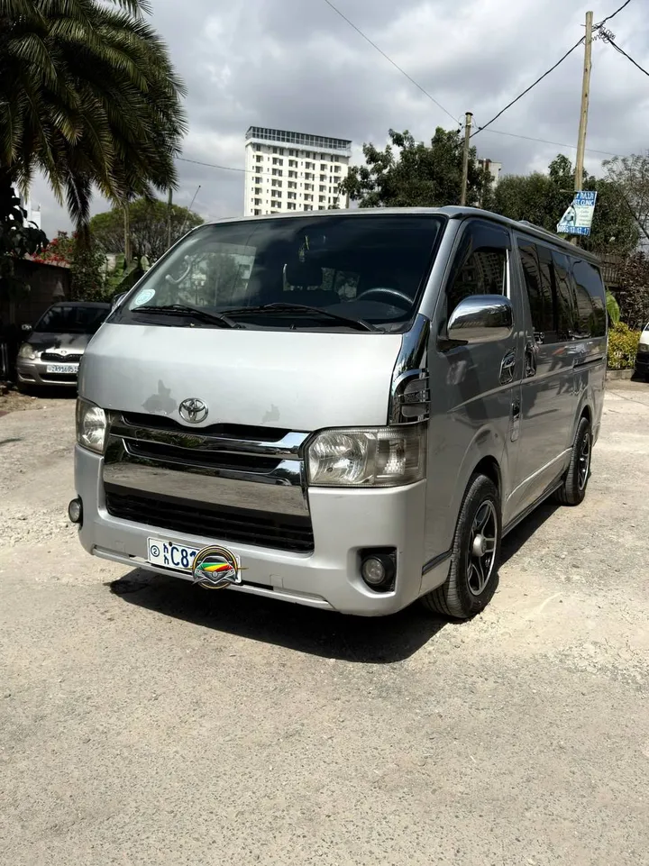 Toyota Hiace Abadula 2007 Diesel – photo 6