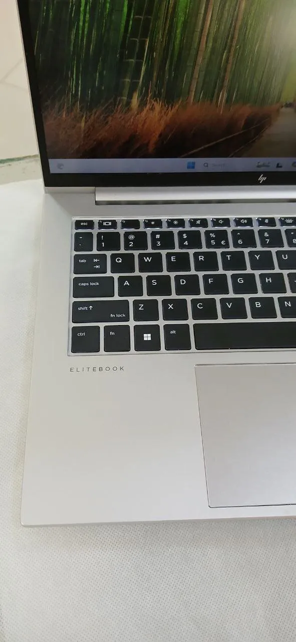 HP EliteBook 840 G10 i5 Laptop – photo 5