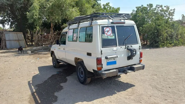Toyota Land Cruiser 1HZ 2007 – photo 4