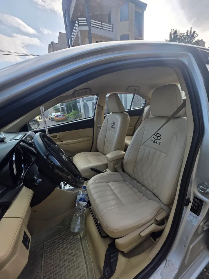 Toyota Yaris 2014 Sedan – photo 10