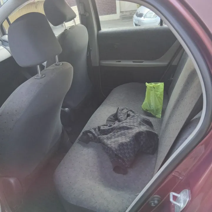 Toyota Yaris Compact 2010 – photo 10