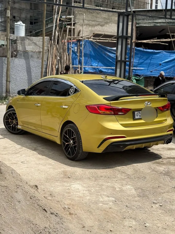 Hyundai Avante 2017 Automatic Full Option – photo 4