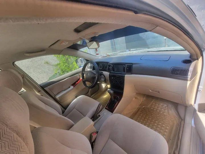 Toyota Corolla 2006 Automatic – photo 3