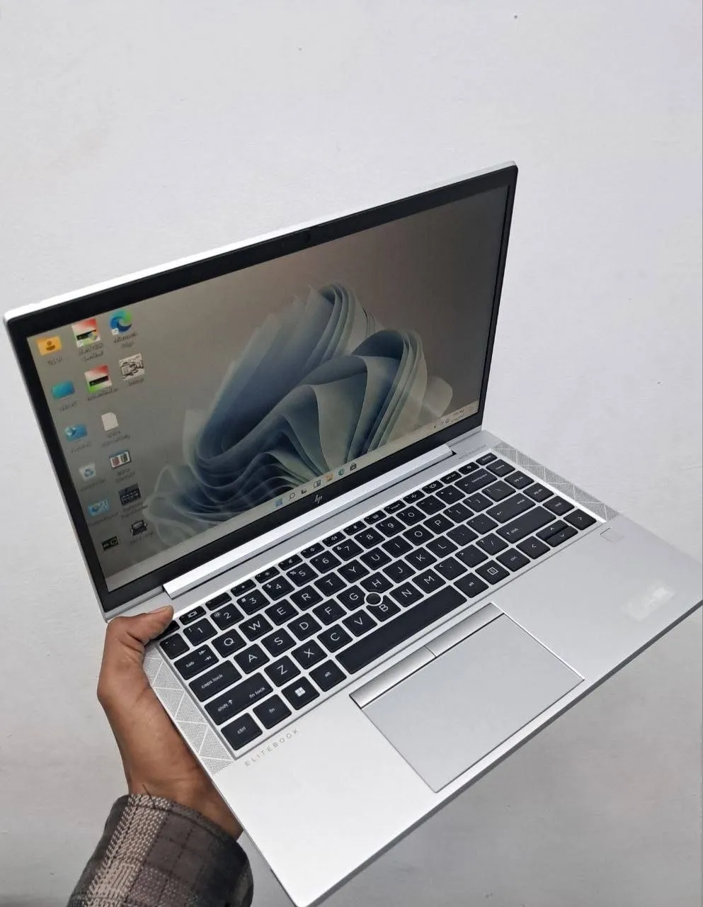 HP Elitebook 845 G9 Laptop – photo 3
