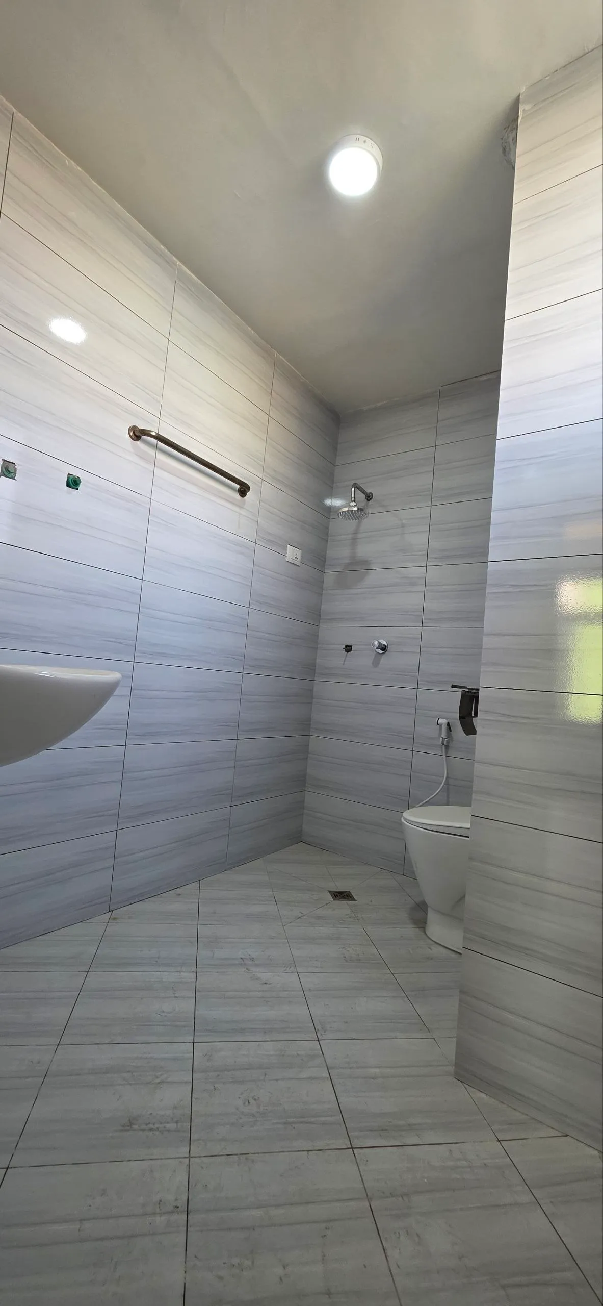 3 Bedroom 107 Sqm Condominium Ayat – photo 10