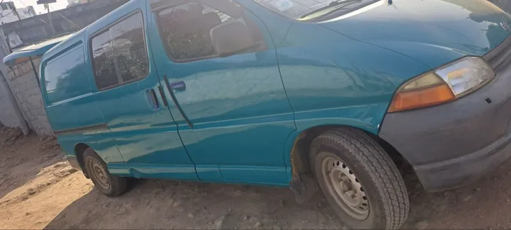 Toyota 2Lt Dolphin Fabrica Van – photo 3