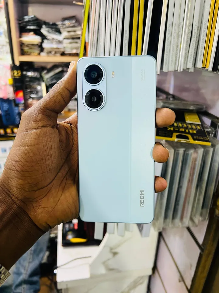Redmi Turbo 4 256GB 12GB RAM – photo 3