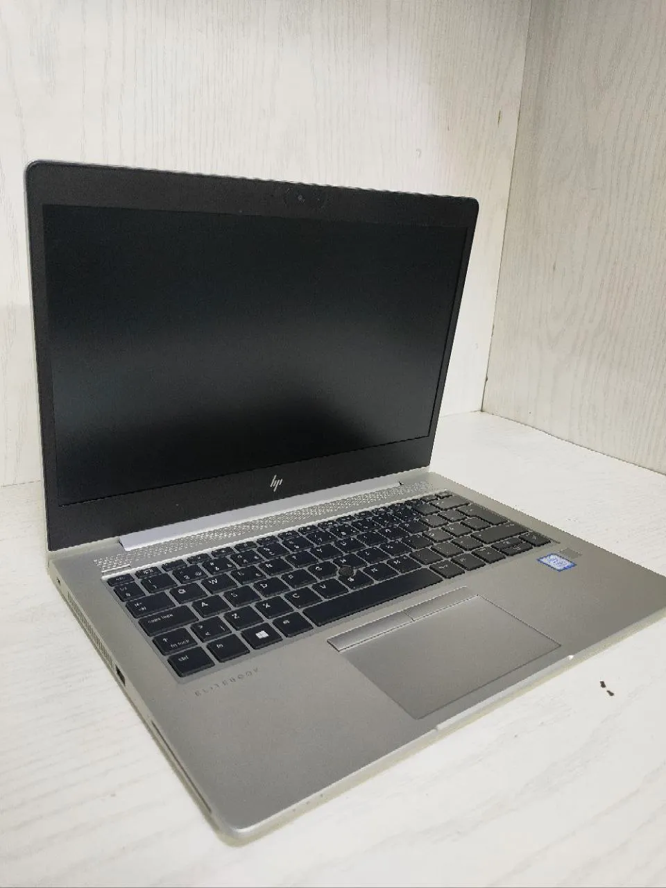 HP Elitebook 840 G5 i7 8GB 512GB – photo 4