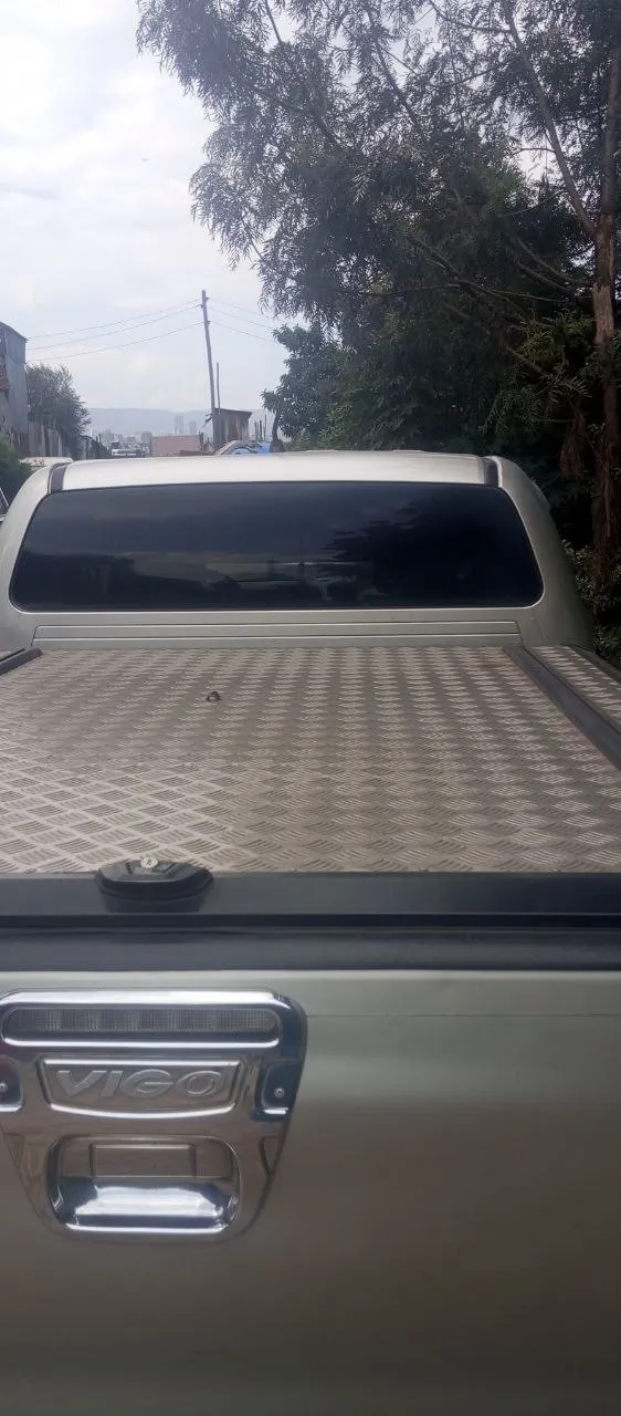 2013 Toyota Hilux D4D Manual – photo 5