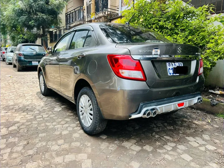 Suzuki Dzire 2022 Automatic – photo 8