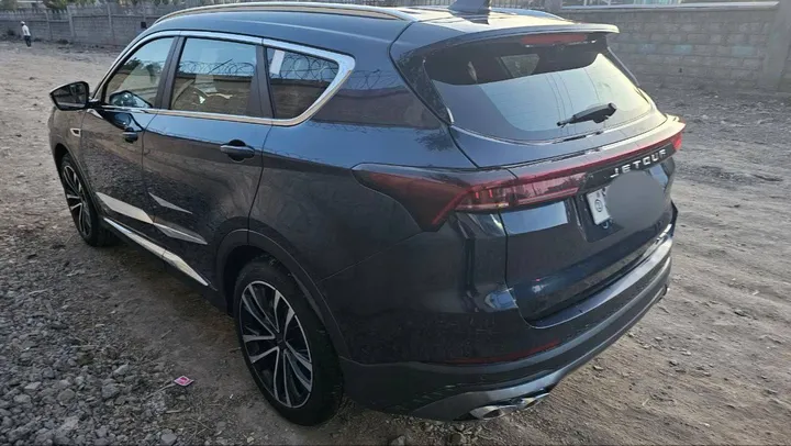 Jetour X70 Plus 2022 SUV – photo 4