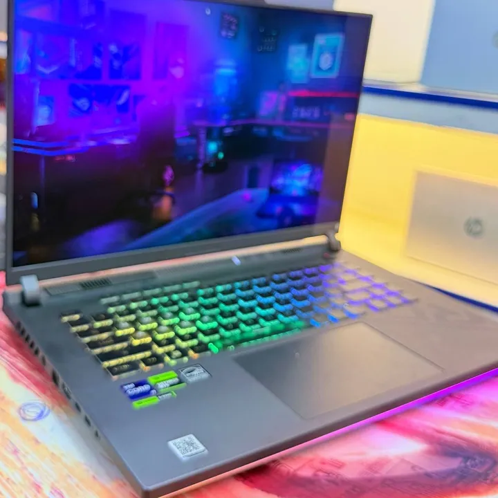 Asus ROG Strix i9 RTX 4060 Laptop – photo 3