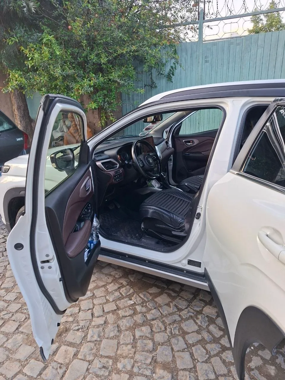 Suzuki Fronx Hybrid Alpha 2023 – photo 3