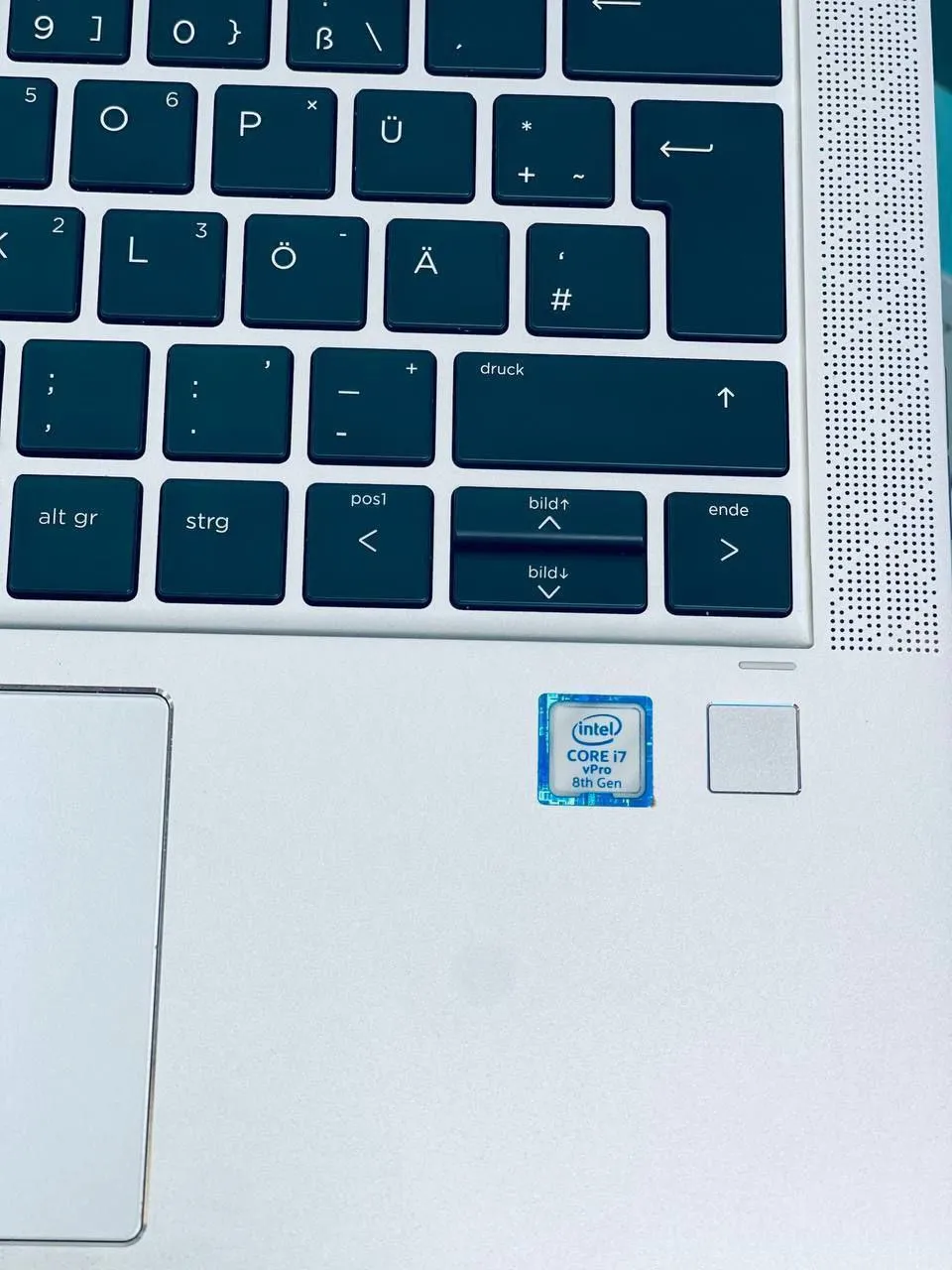 HP EliteBook 1030 G3 Core i7 – photo 4