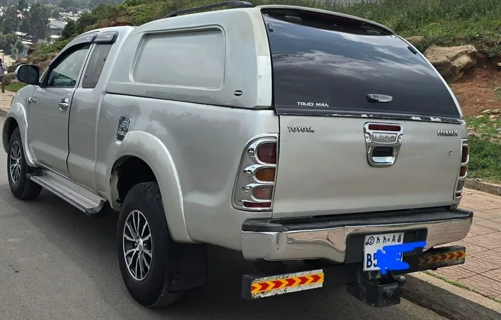 Toyota Hilux 2010 Double Cab – photo 5