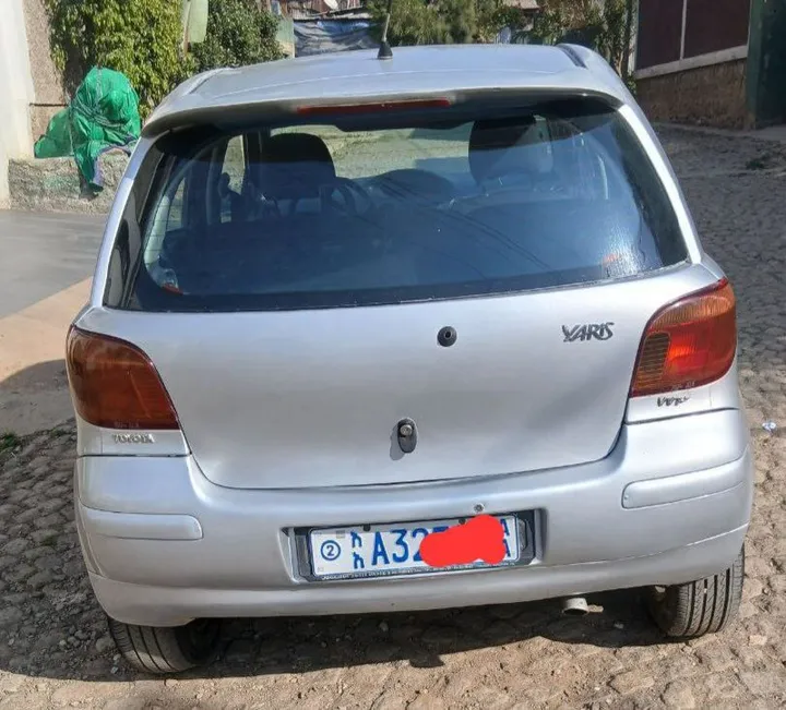 Toyota Vitz Yaris 2005 Manual – photo 6