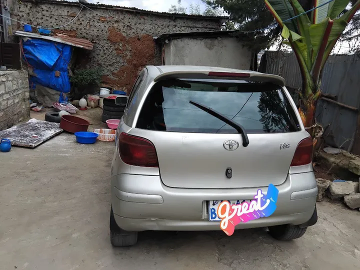 Toyota Vitz 2002 Automatic – photo 4