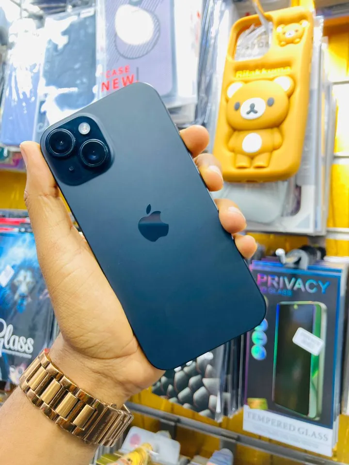 iPhone 15 128GB – photo 4