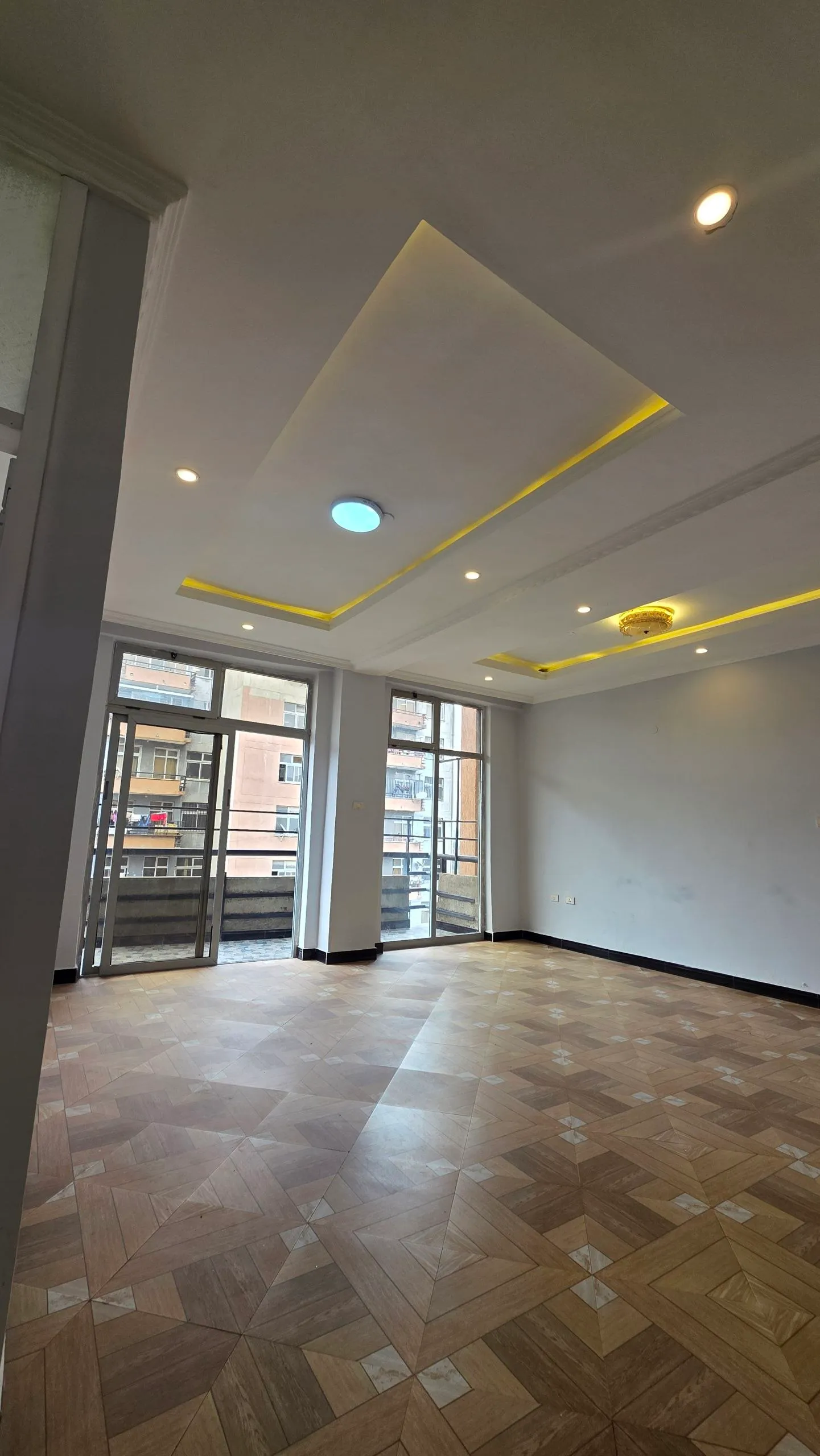 3 Bedroom 103 sqm Apartment 5th Floor – photo 3