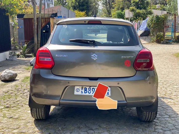 Suzuki Swift 2022 Automatic – photo 3