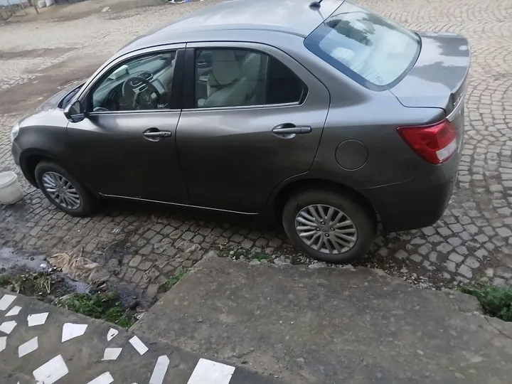 Suzuki Dzire 2022 Automatic – photo 5
