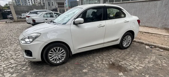 Suzuki Dzire 2020 Automatic 1.2L – photo 3