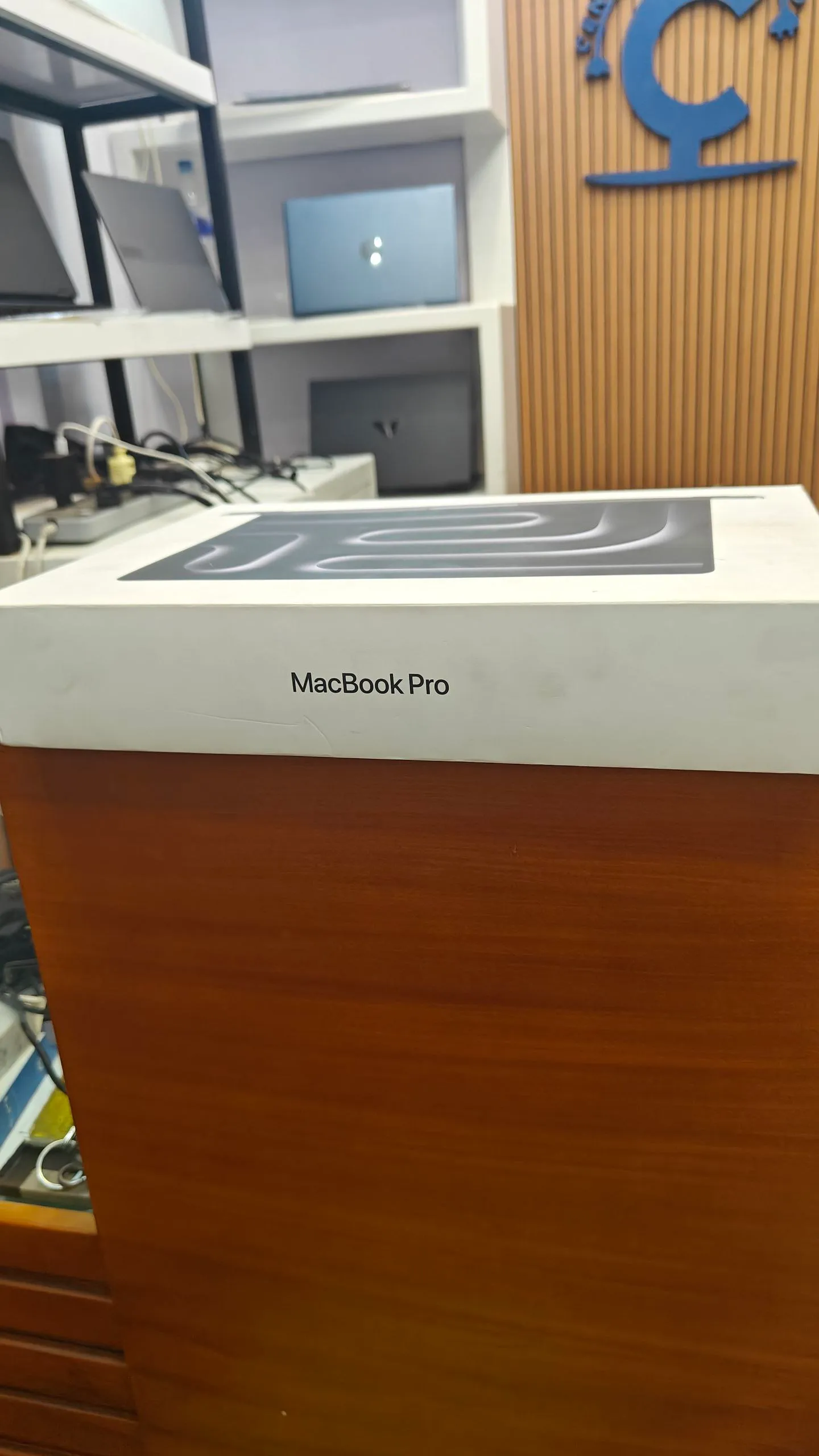 Apple MacBook Pro 14 M5 16GB 512GB – photo 3